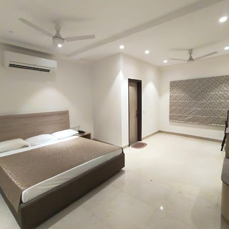 Hotel Bagla Atithi Banaras Varanasi Bagian luar foto