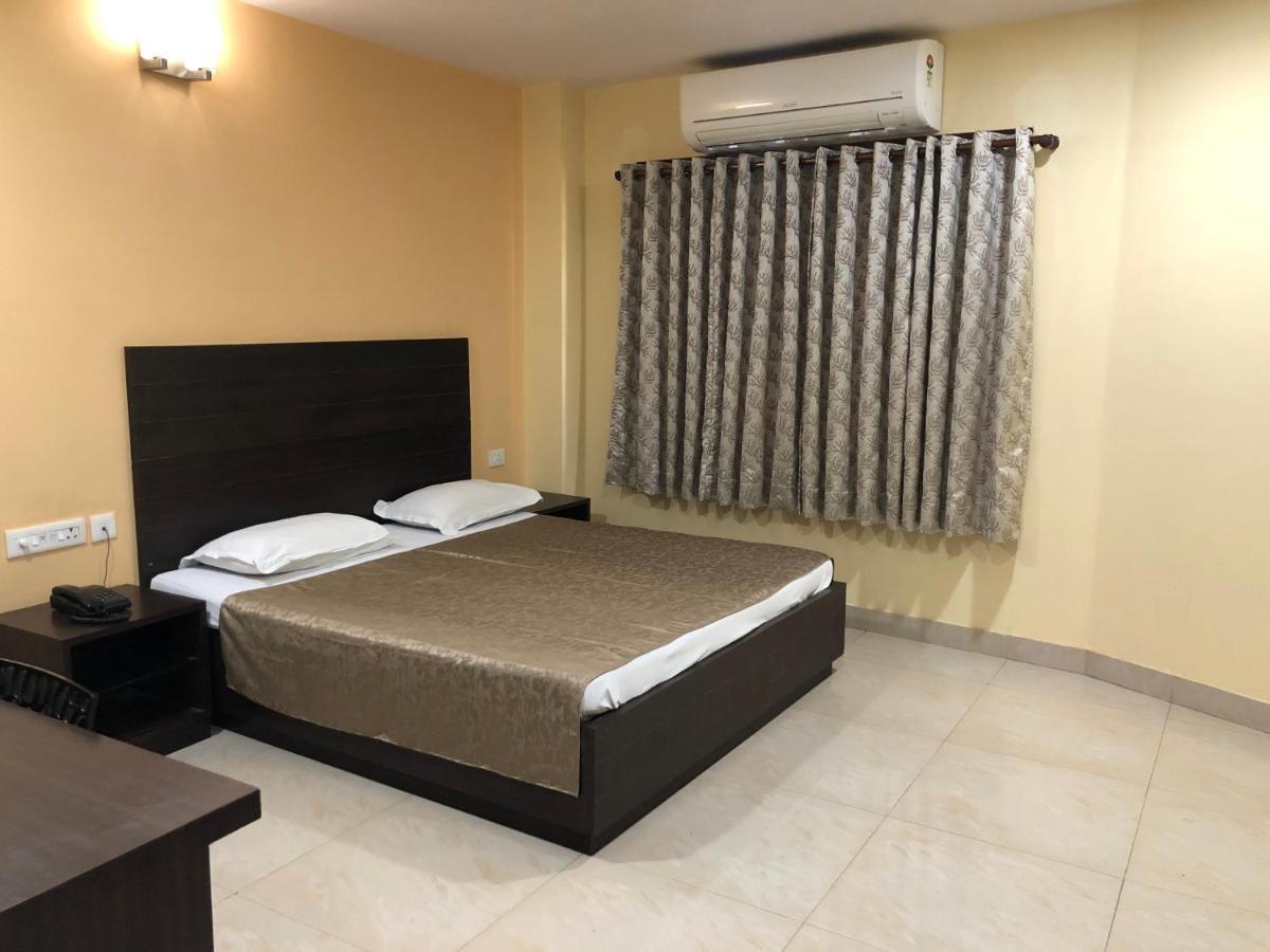 Hotel Bagla Atithi Banaras Varanasi Bagian luar foto