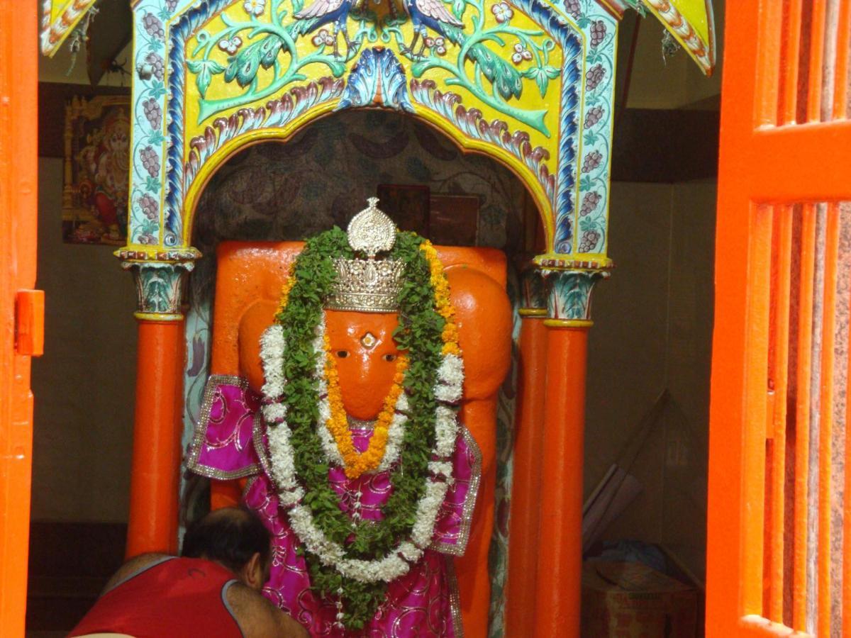 Hotel Bagla Atithi Banaras Varanasi Bagian luar foto